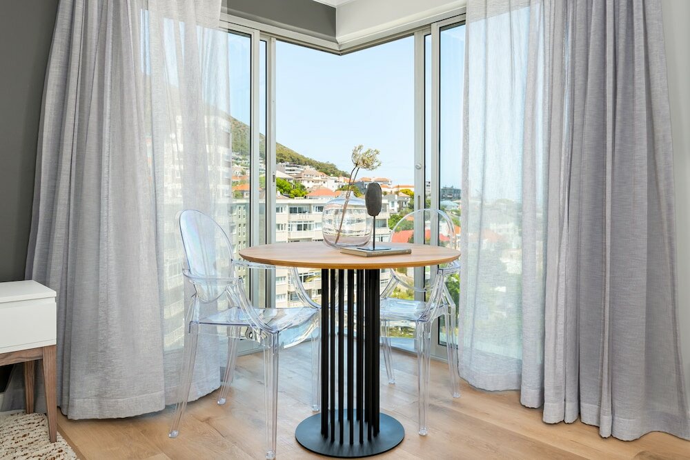 Фото Point Break Luxury Apartments