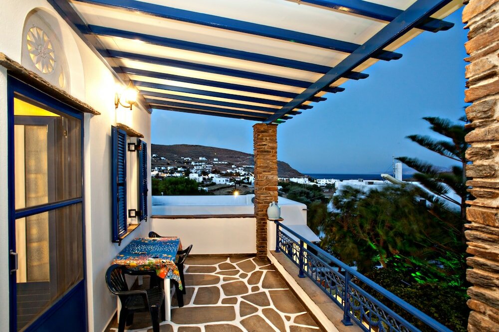 Фото Irini Studios In Tinos