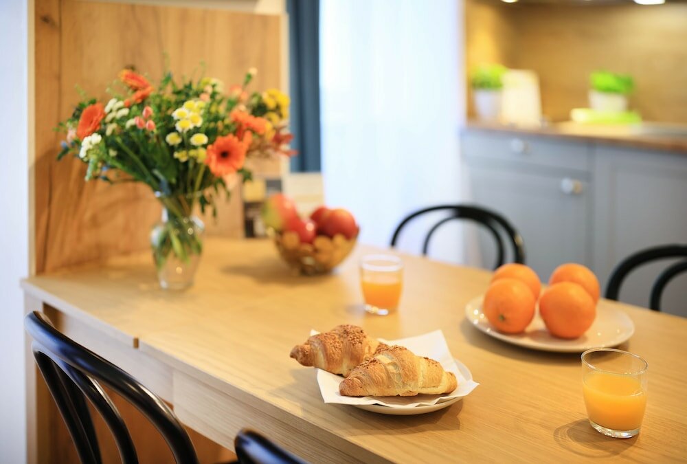 Фото Jimmy's Apartments Dandelion