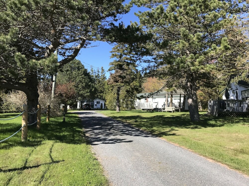 Фото By The Bay Cottages