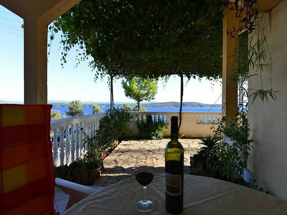 Фото Apartments Dobrila