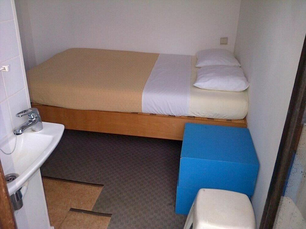 Фото Logies Grenadine