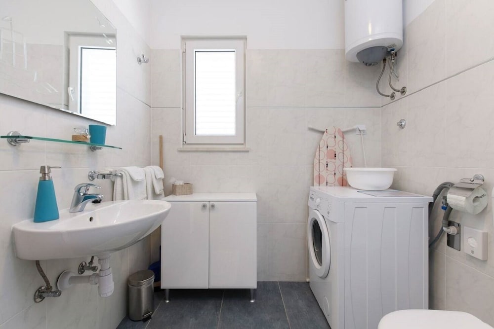 Фото Ljilja - With sea View - A1