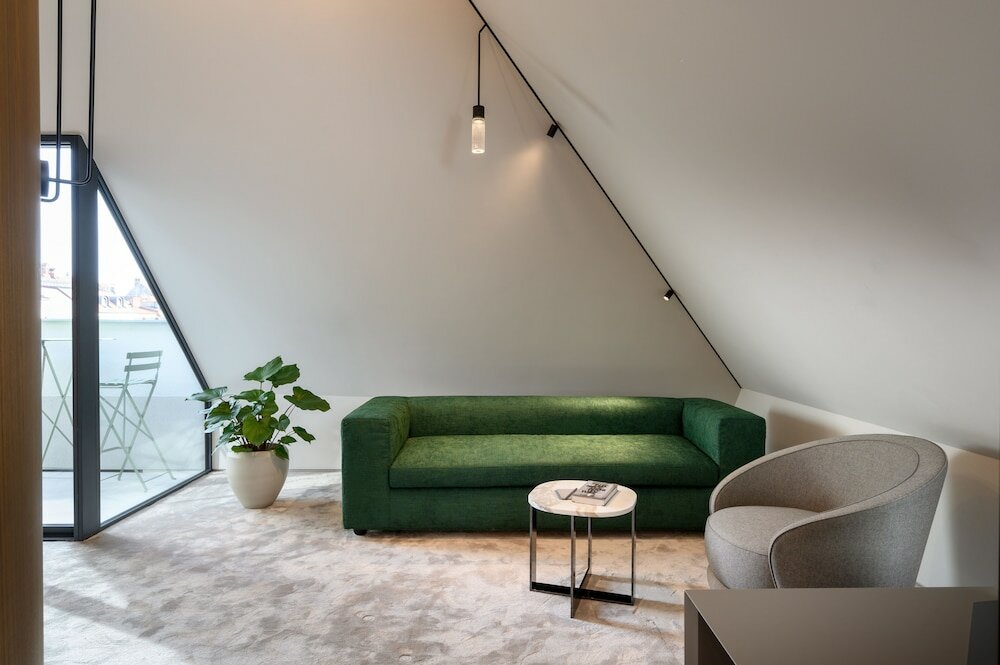 Фото Zlata Ladjica Boutique Hotel