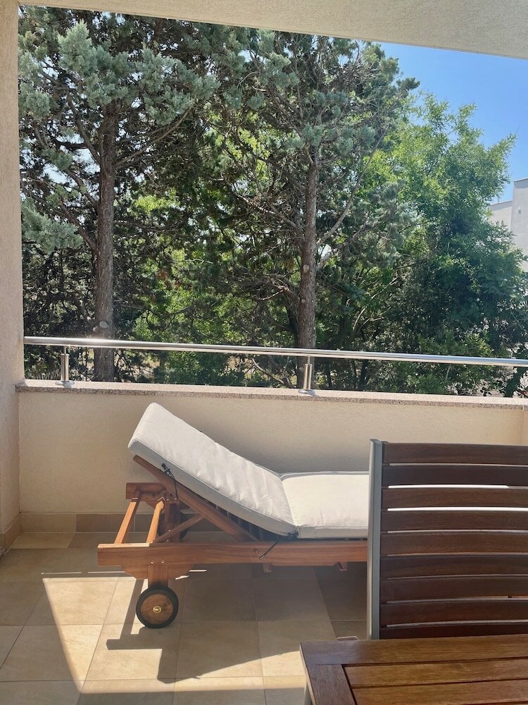 Фото Lily apartment