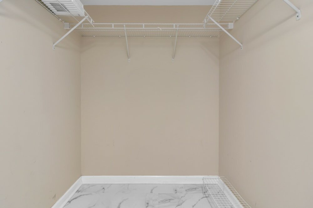 Фото Luxury Apartments W Pool & Ocean views