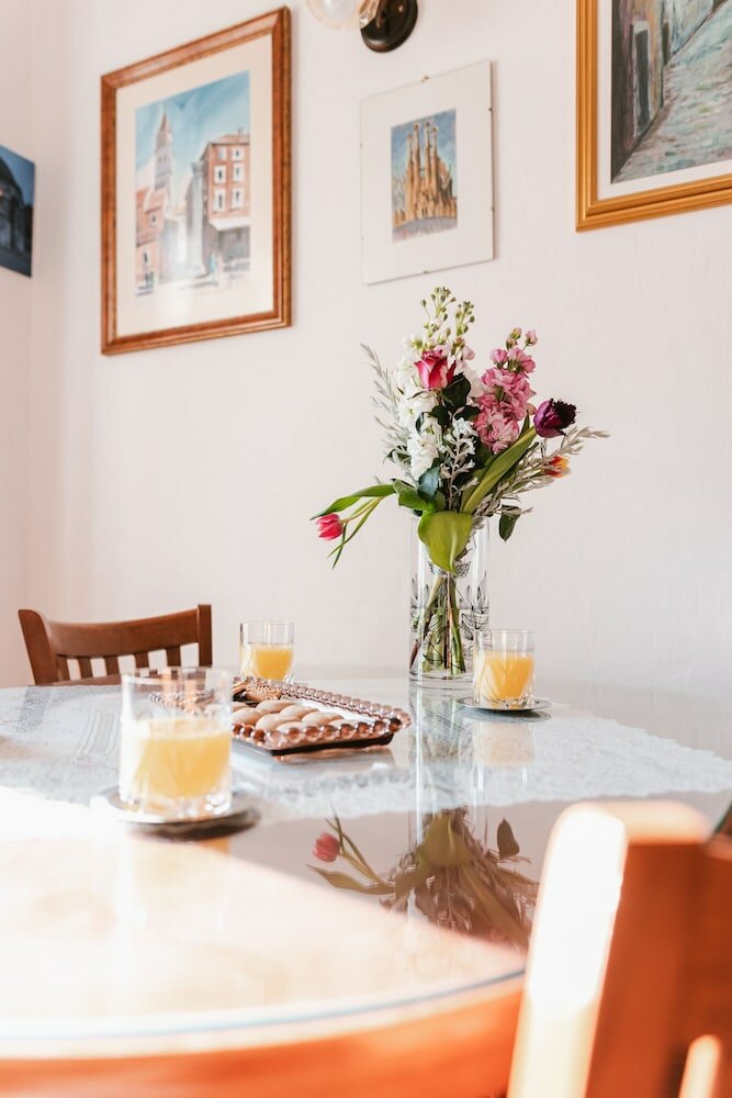 Фото Arya apartment