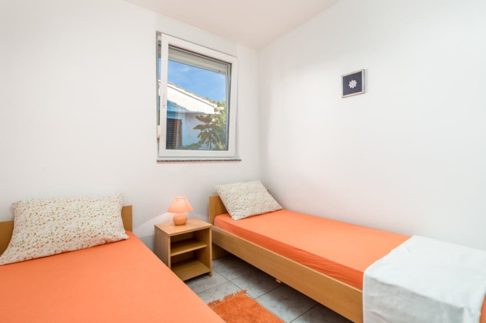 Фото Cathy - 50m From the Beach - A2