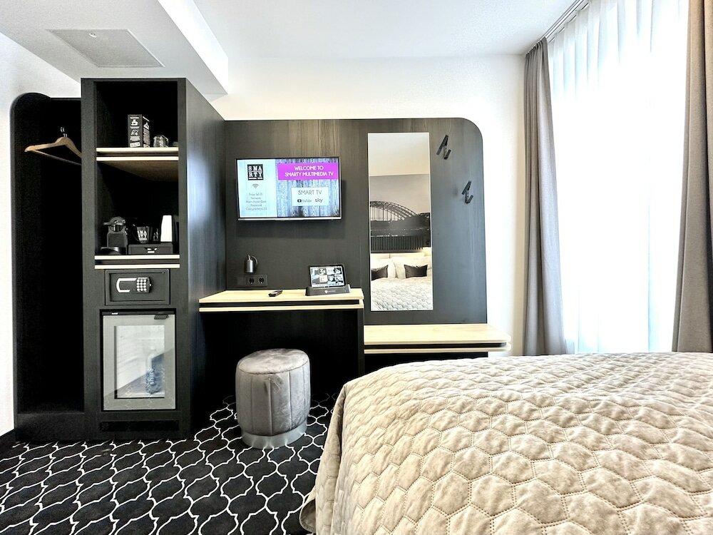 Фото Rhein-Hotel St. Martin