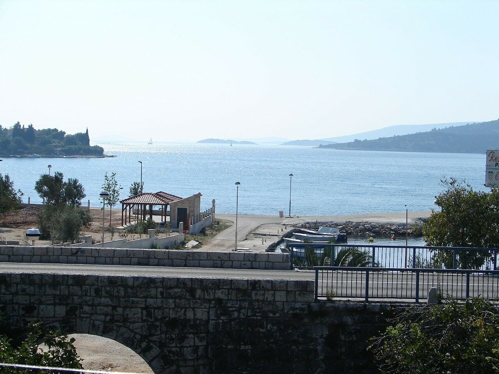 Фото Ante - 50 M From the sea - A1