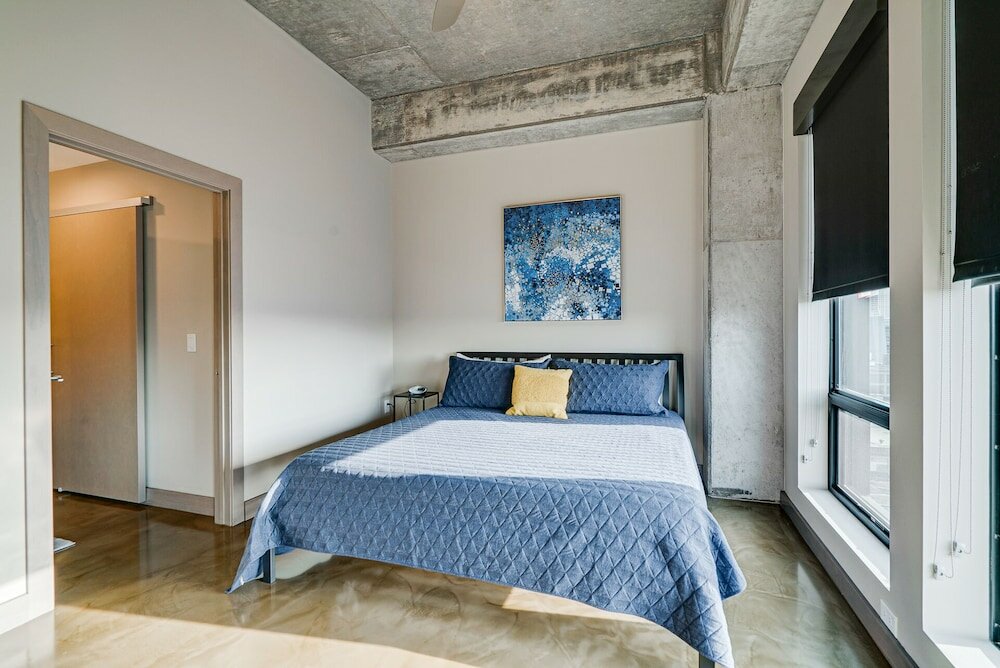 Фото Sable 91 - Penthouse