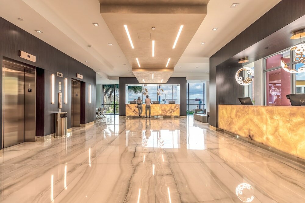 Фото Stylish Private Beach Condo Hollywood