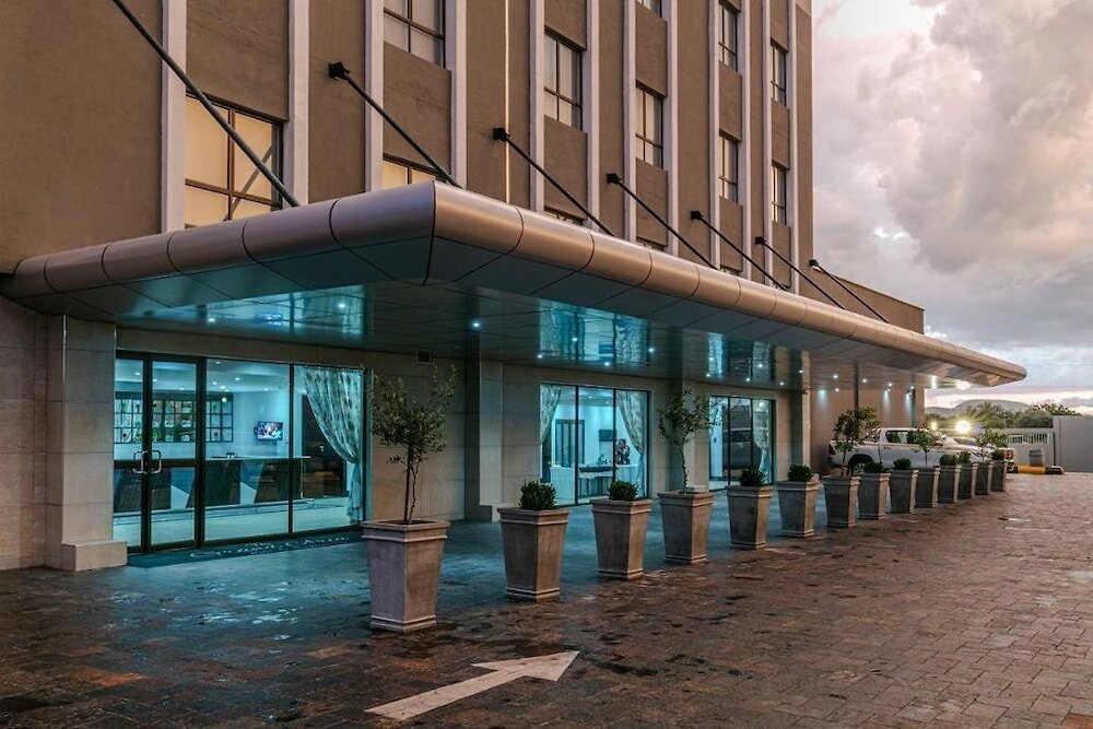 Фото отеля 1