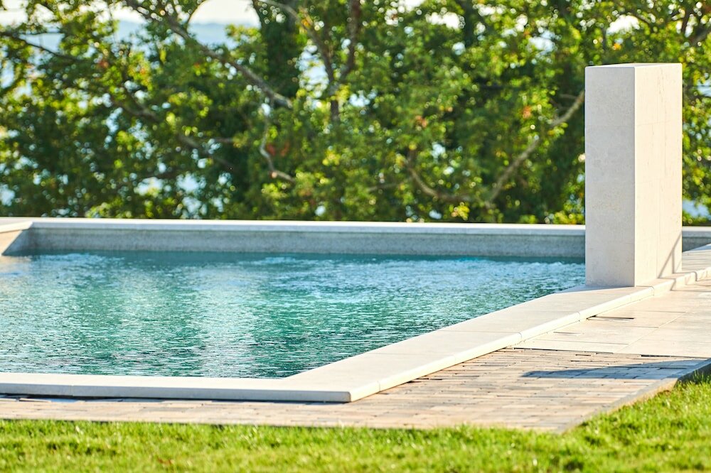 Фото Rainis Hill Top Villa