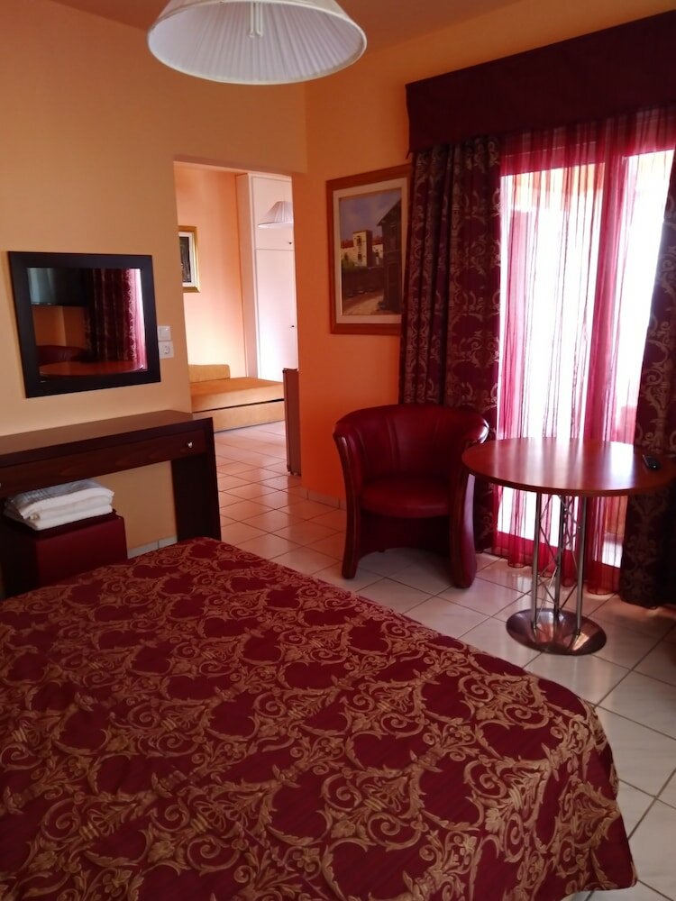 Фото Polychrono Beach Hotel