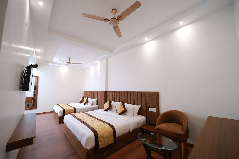 Фото Dewdrop Shankh