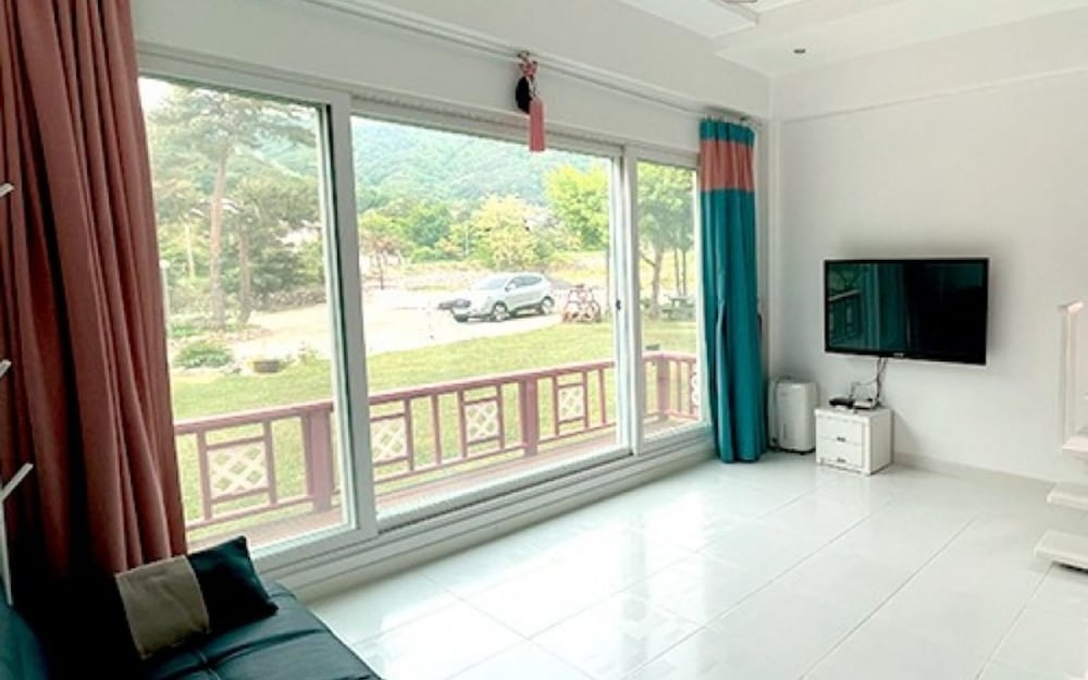 Фото Yangyang Badaae Geolinbeol Pension