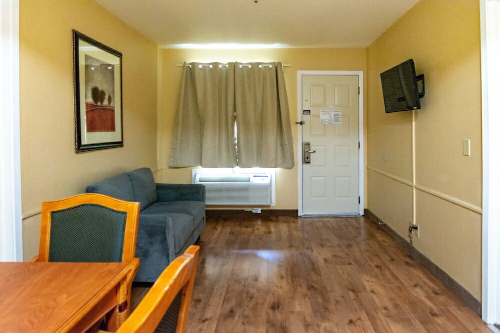 Фото Desert Extended Stay