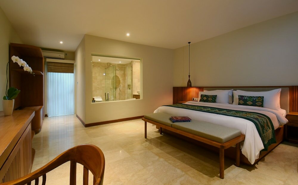 Фото Japa Suites & Villas