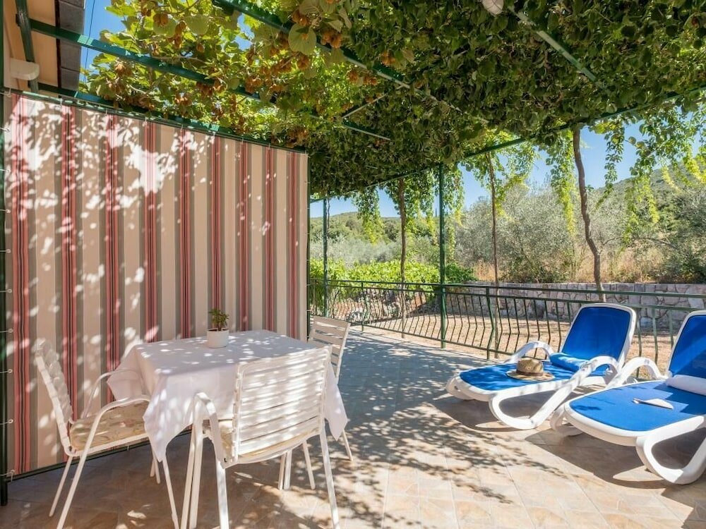 Фото Apartments Saulan