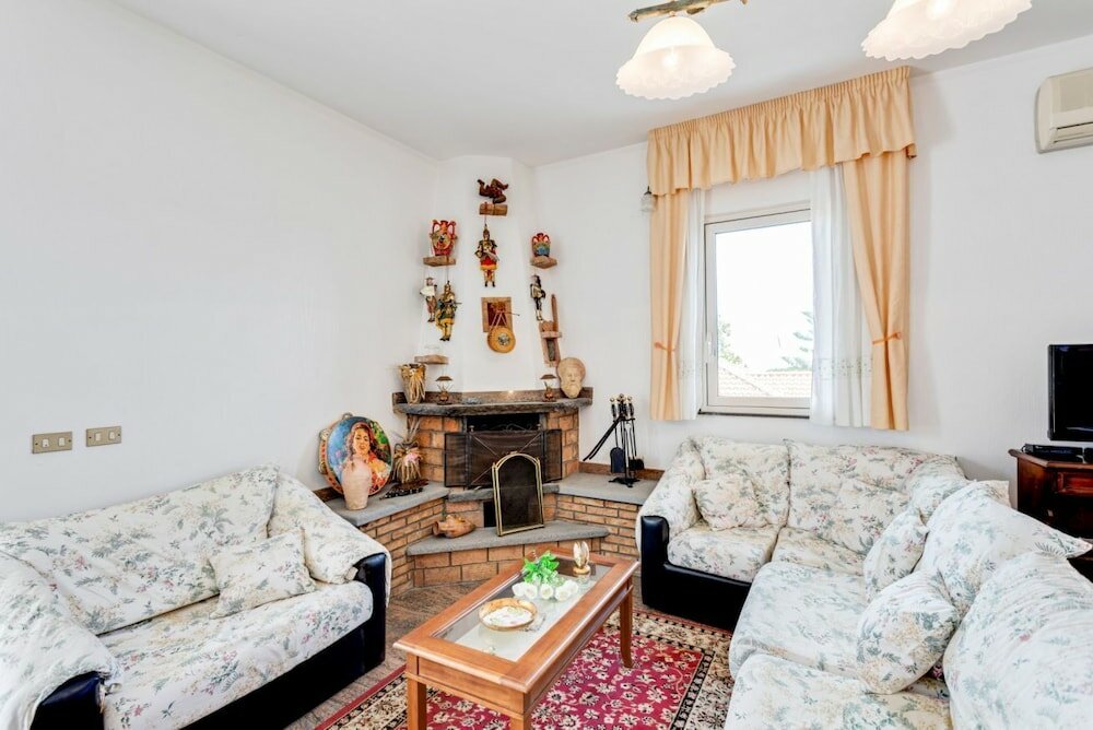 Фото Etna Park Villa with Terraces & Sea View