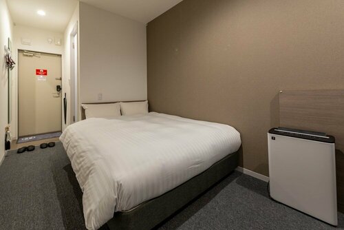 Гостиница Hotel R9 The Yard Ami