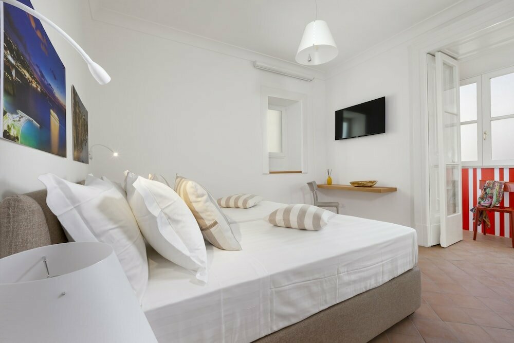 Short-term housing rental Deluxe Home in Sorrento Old Town, Sorrento, photo
