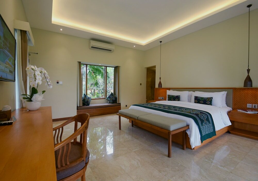 Фото Japa Suites & Villas