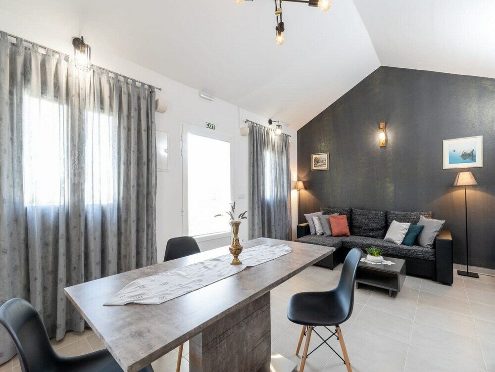 Фото Stone House Prapatna