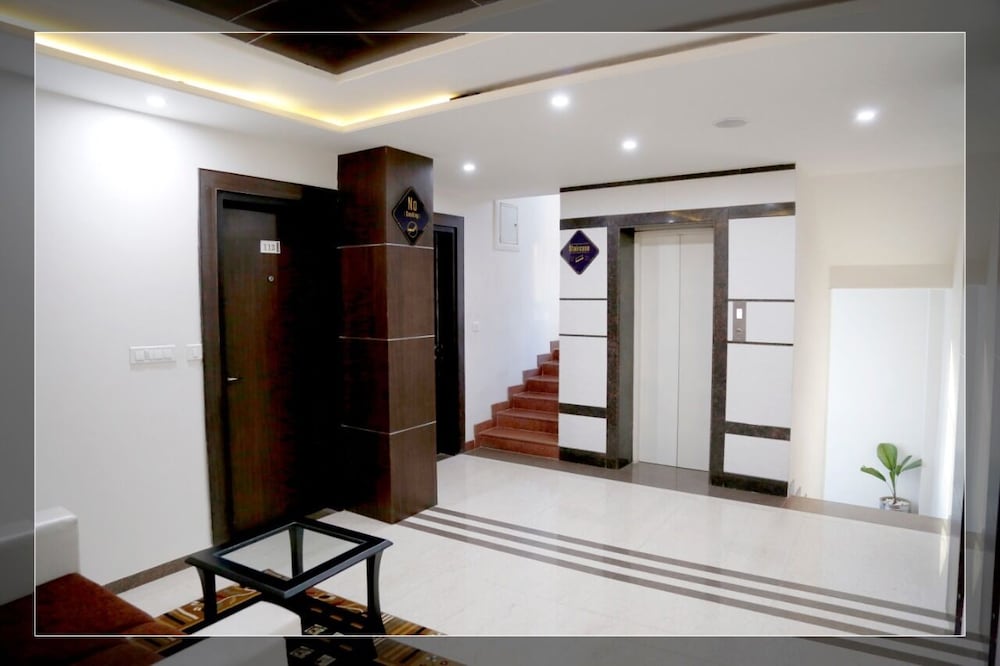 Фото Hotel Krishna by KeyMagics