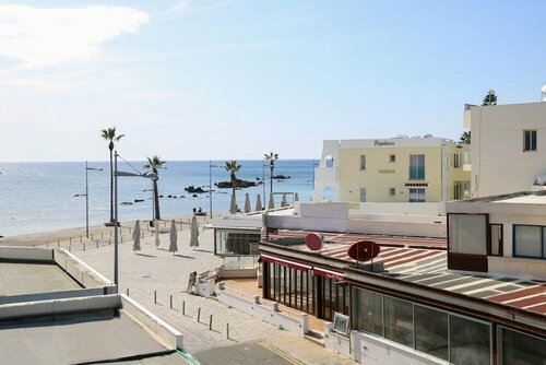 Гостиница Phaedrus Living: Seaside Luxury Flat Lighthouse 69 в Пафосе