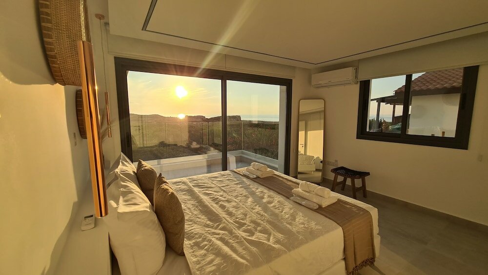 Фото Phaedrus Living Seaview Luxury Villa Venus 006