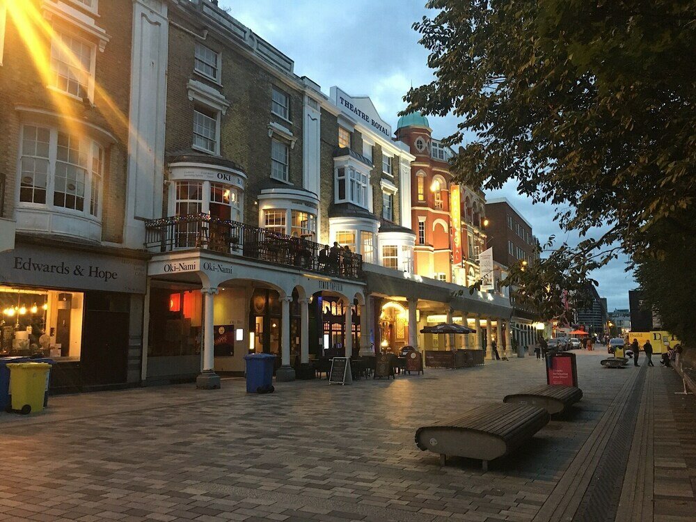 Фото отеля 2