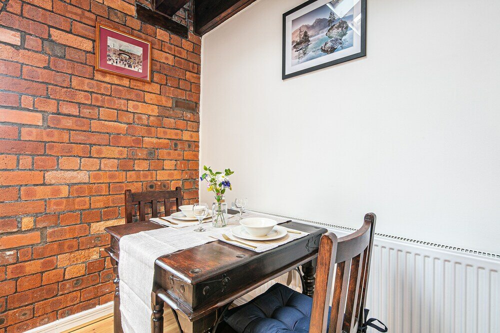 Фото Victoria Quays Loft Apt - Free Parking