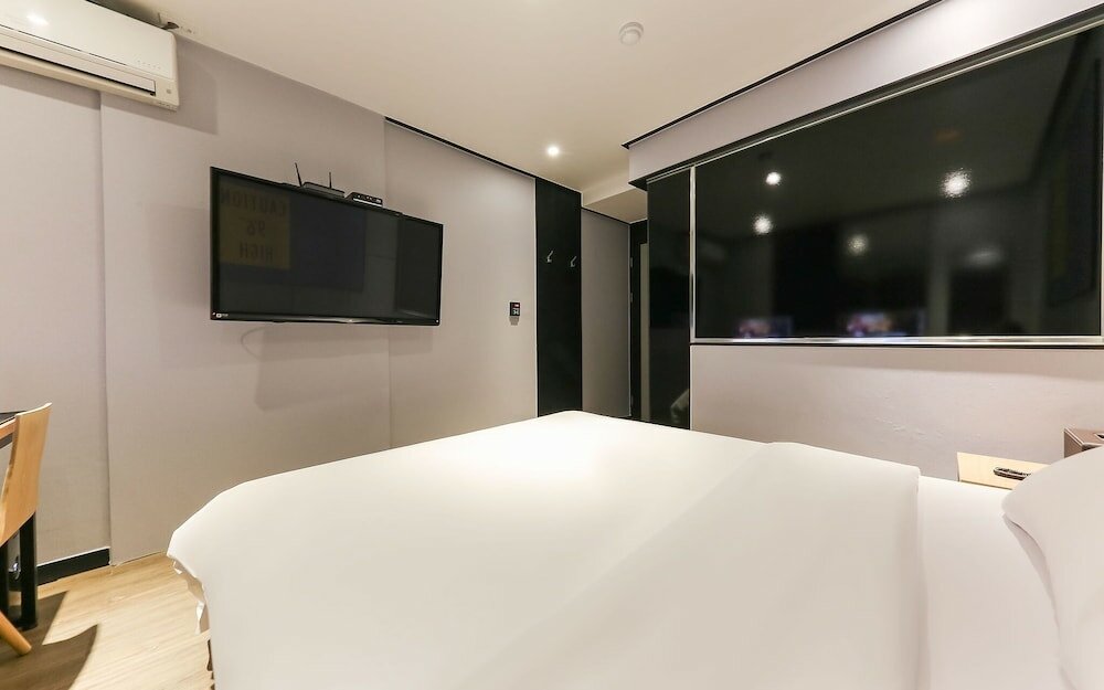 Фото Daejeon Daesa Hotel Bus