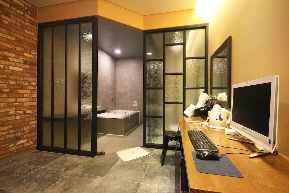 Фото Changwon Masan Ive Hotel