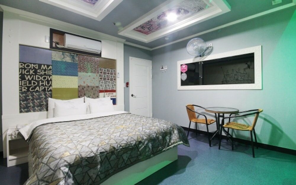 Фото Changwon Sangnam-dong Raphael