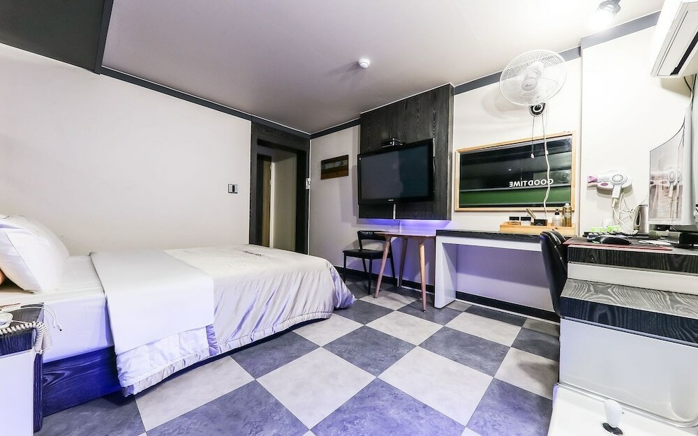 Фото Daejeon Yongjeon Good Time