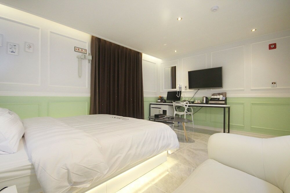 Фото Yeosu Max Self Check-in Motel