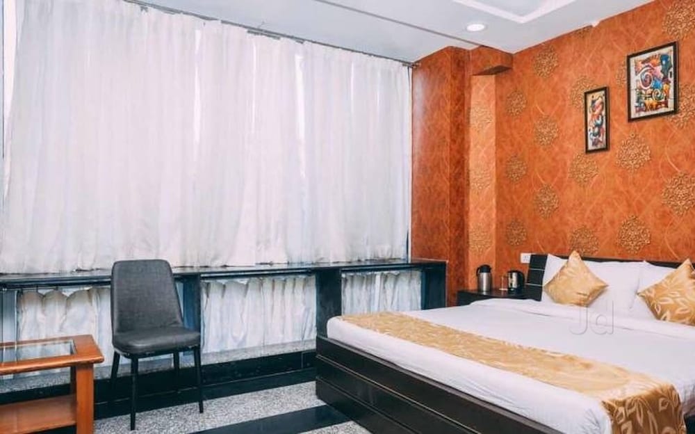 Фото Hotel Suraj Palace