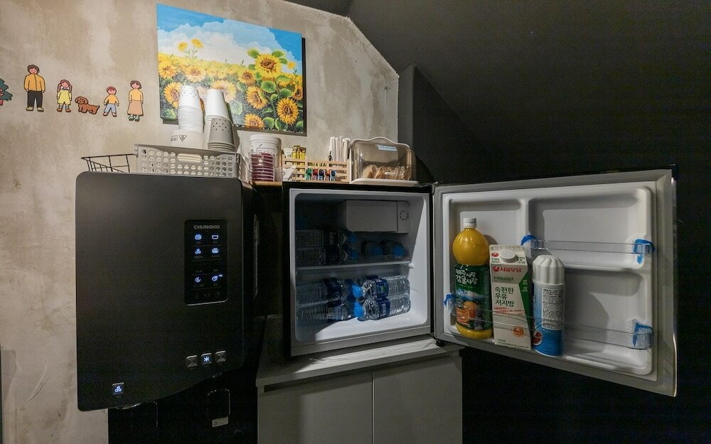 Фото Changwon Jinhae Hotel Lrui