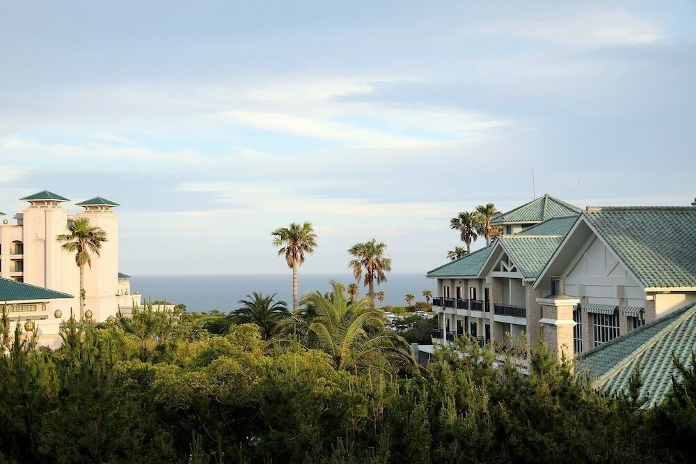 Фото Bloom Hotel