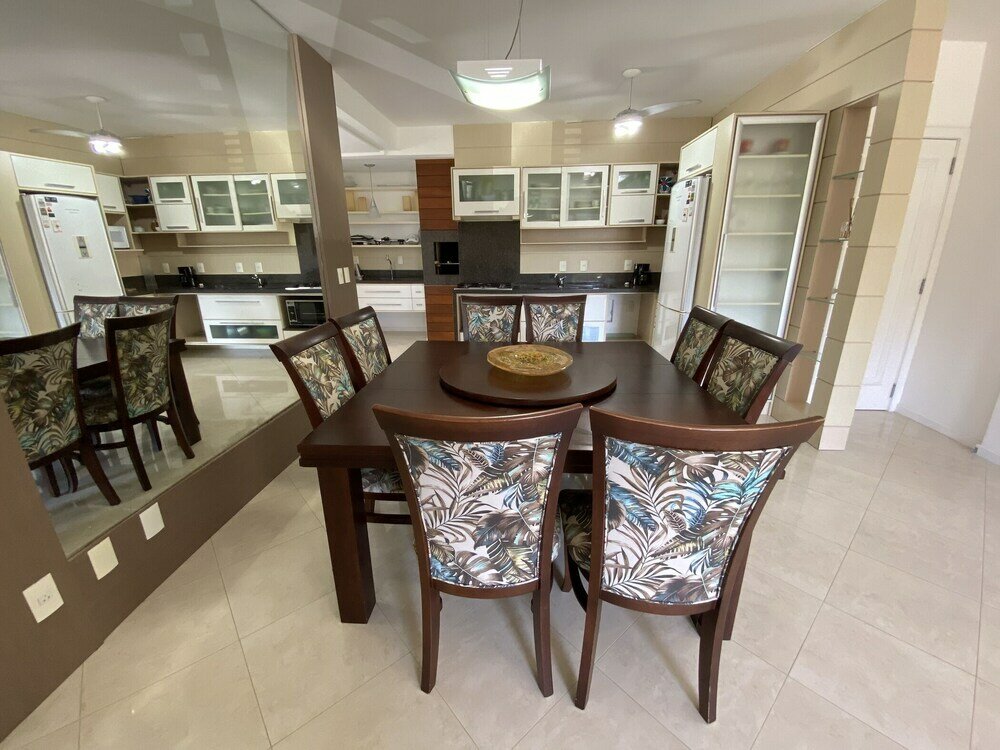 Фото Il Campanario Jurere Internacional