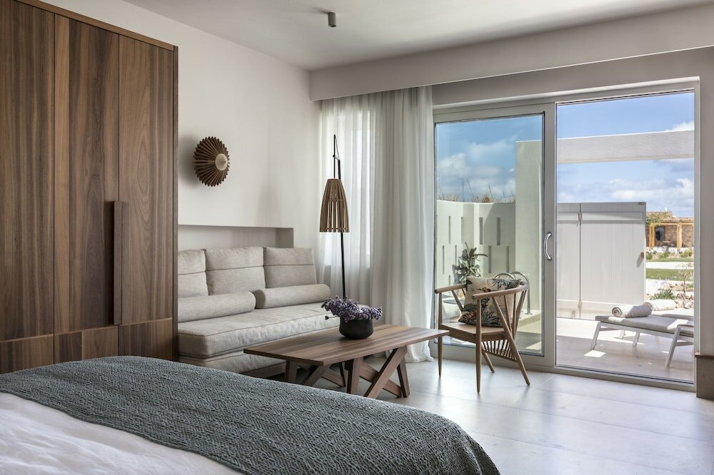 Фото Alero Seaside Skyros Resort