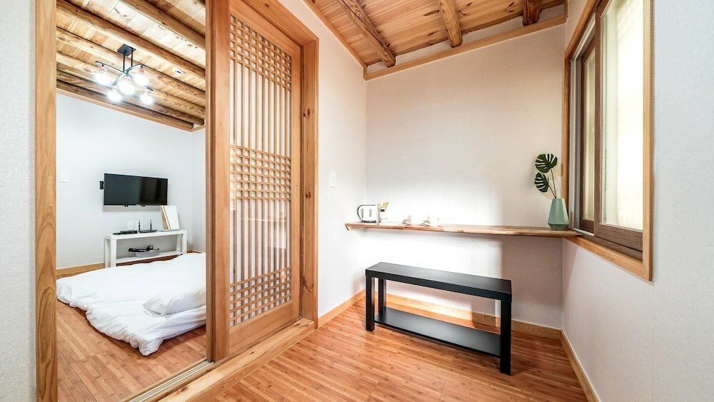 Фото Gyeongju Nenugnam20 Hanok Pension