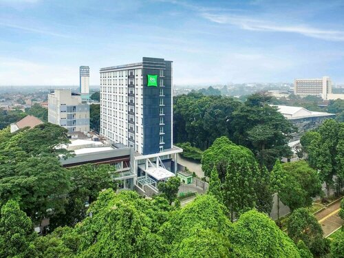 Гостиница Ibis Styles Bogor Pajajaran в Богоре