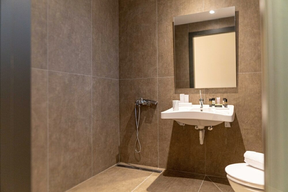 Фото Mirror Hotel