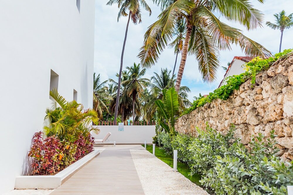 Фото Pool Garden Luxury Apt