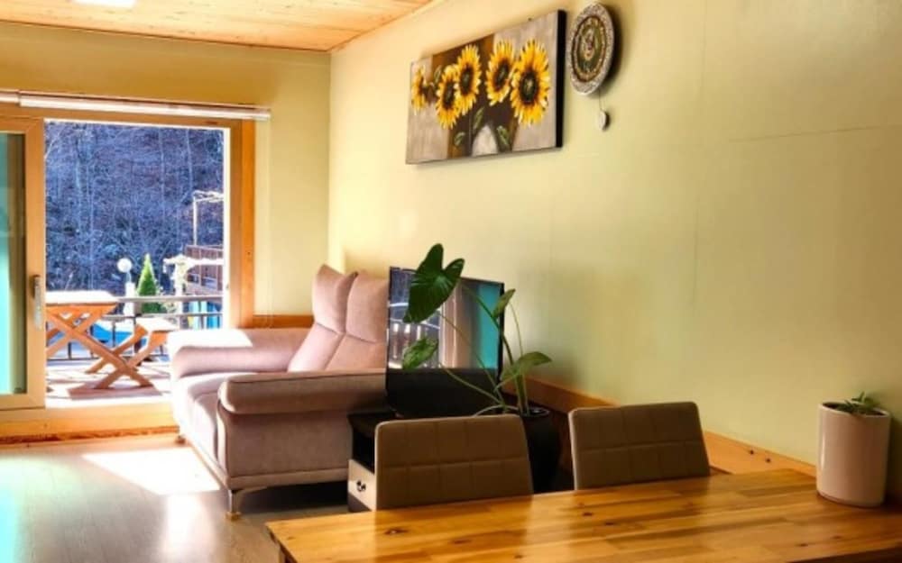 Фото Jeongseon Daon Pension