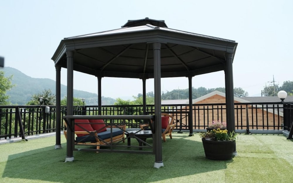 Фото Ganghwado Sunsets and Ocean Pension